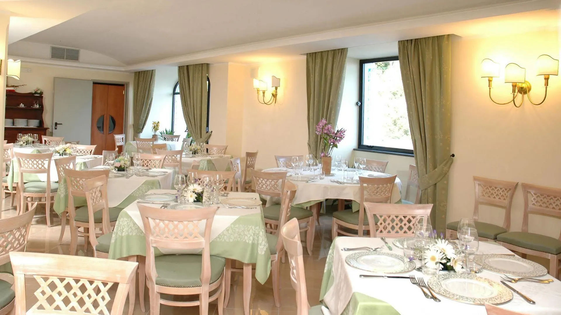 ***  Hotel La Pergola Amalfi Itália